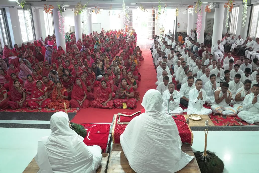 केकड़ी में नवकार महामंत्र दिवस पर सामूहिक जाप, आर्यिका विनत श्री माताजी के सानिध्य में हुआ आयोजन, सैकड़ों श्रद्धालु हुए शामिल