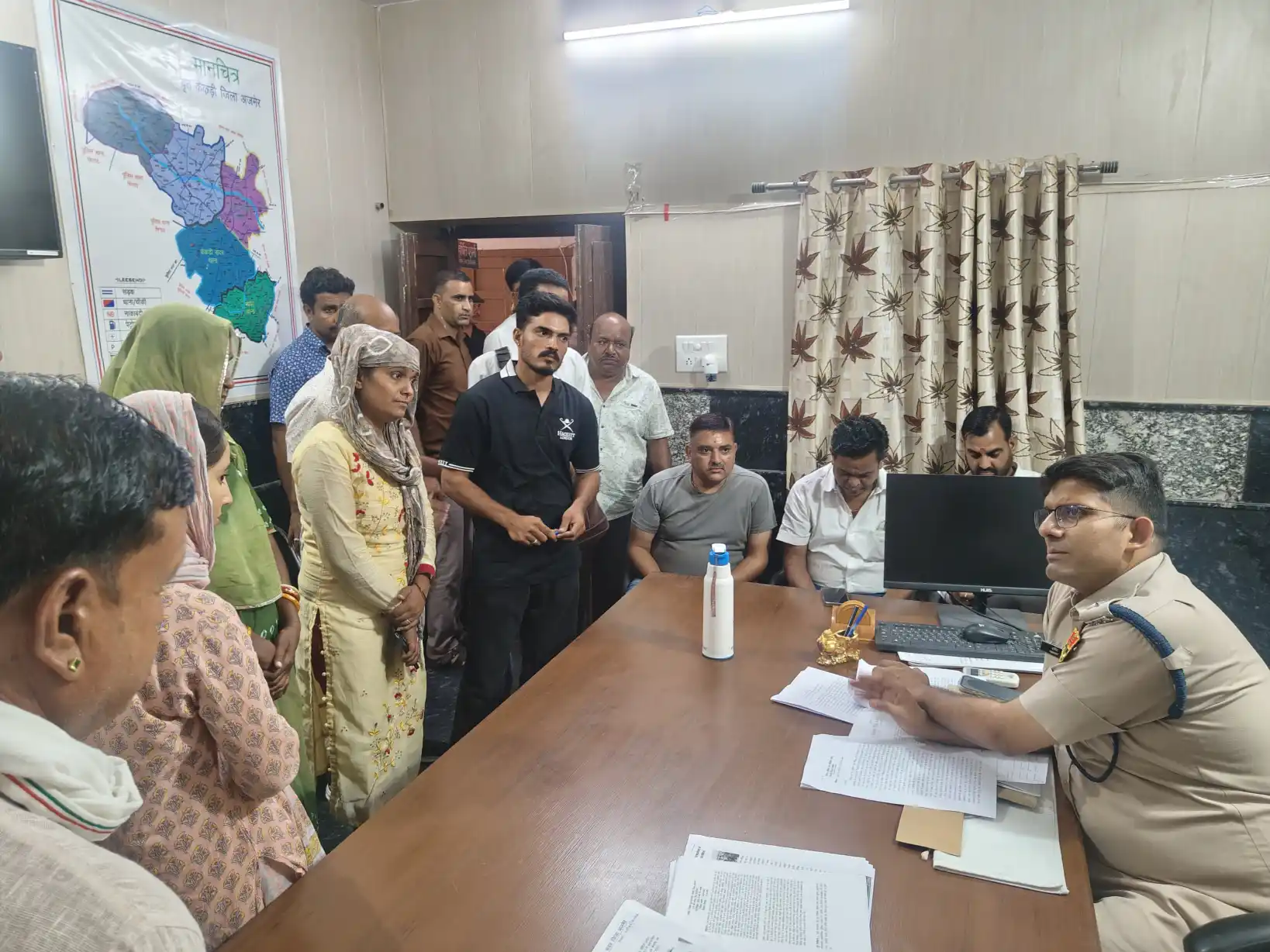 सर्व समाज ने सौंपा ज्ञापन, आरोपियों की शीघ्र गिरफ्तारी की मांग
